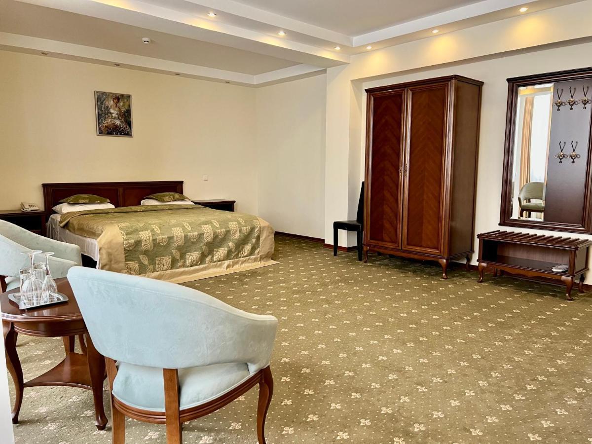 Platinum Hotel Kişinev Dış mekan fotoğraf