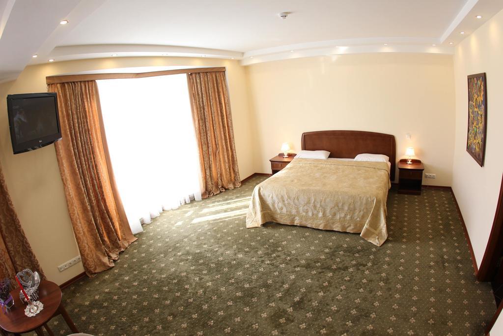 Platinum Hotel Kişinev Dış mekan fotoğraf