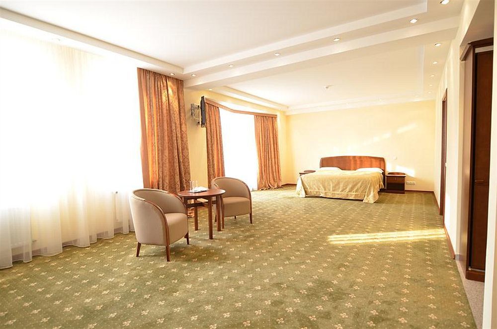 Platinum Hotel Kişinev Dış mekan fotoğraf